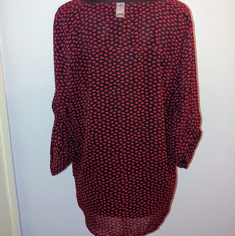 Torrid Blouse - Picture 2 of 4